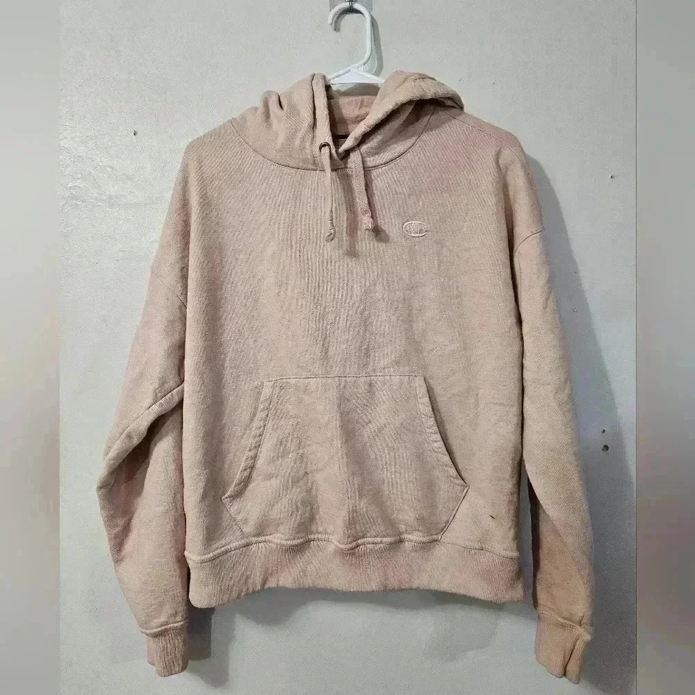 Baby pink champion hoodie!